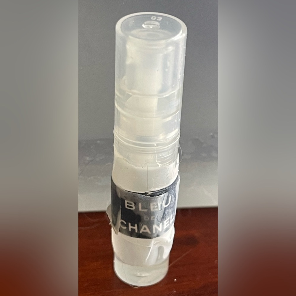 Chanel men’s Chanel Bleu Parfum fragrance sample. Filled from the bottle.